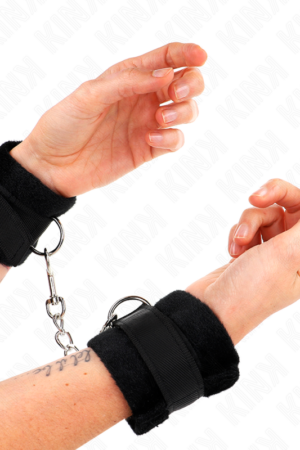KINK - BEGINNER FUR HAND CUFFS BLACK 30 X 7 CM