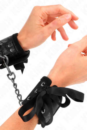 KINK - SCANDAL WRIST RESTRAINTS BLACK LACE DETAILS 24.5 CM X 6.5 CM