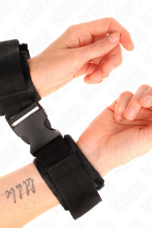 KINK - NYLON BIND HOOK&LOOP WRIST RESTRAINTS RED-BLACK MODEL 1 AJDUSTABLE 25-35 CM X 6 CM